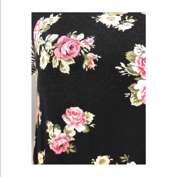 ❌SOLD❌ Chris & Carol Floral & Striped Swing Dress - Picture 2 of 2